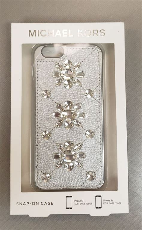 Michael Kors iPhone 15 case